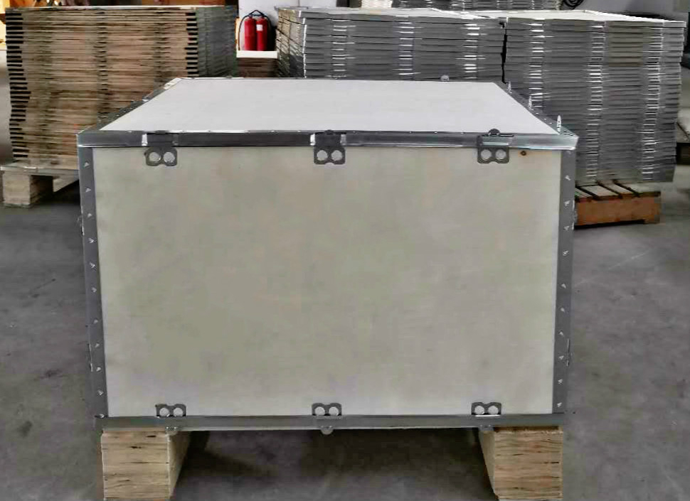 鋼帶箱是用什么板材做的？