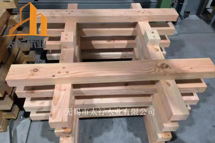 貨架木托盤在堆垛使用中應(yīng)當(dāng)注意哪些？